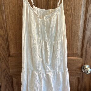 White Sleeveless Dress